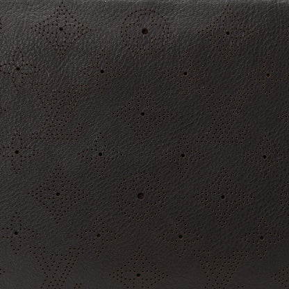 Louis Vuitton Mahina Onatah Pochette Moka 8 of 11
