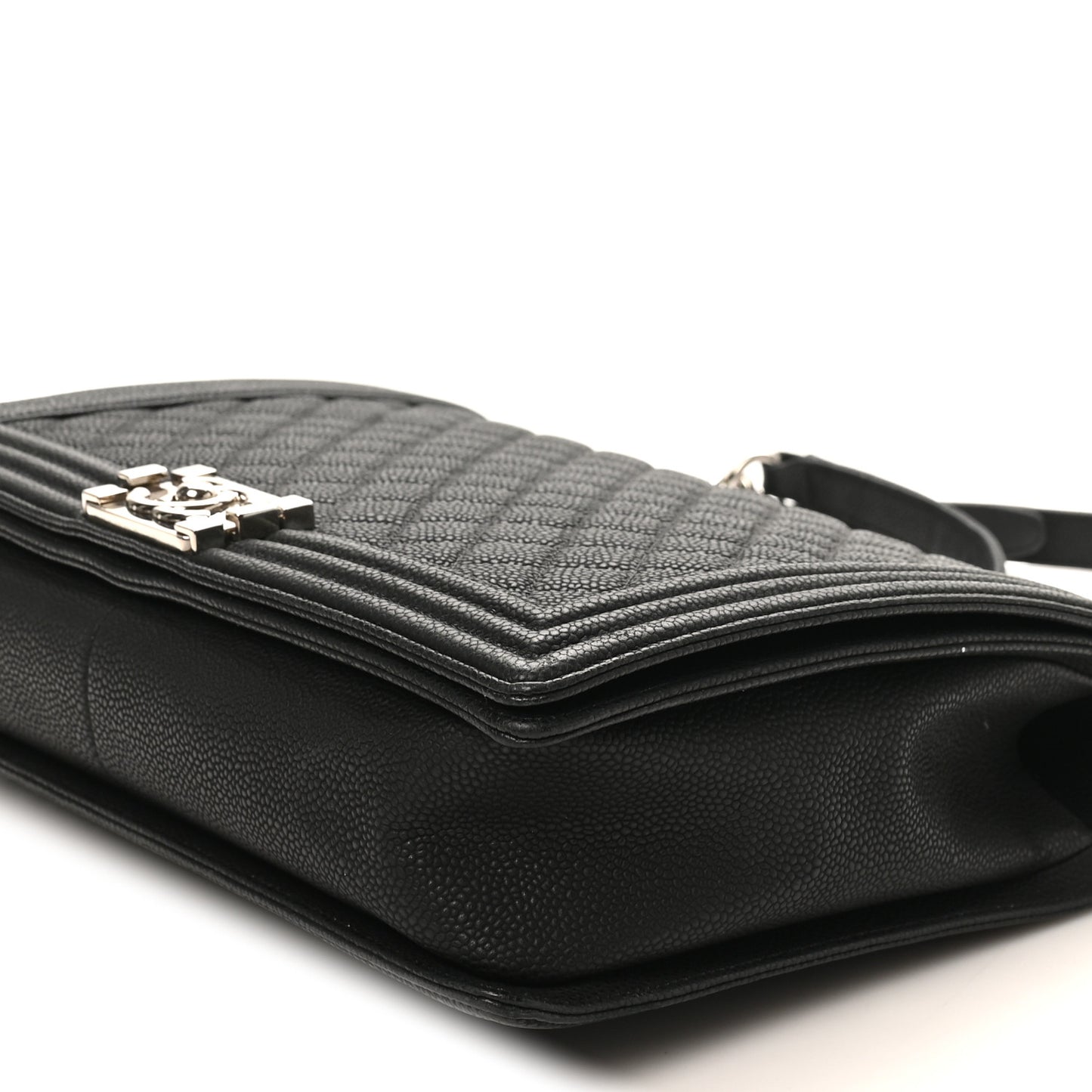 Caviar Quilted Large Boy Flap Black