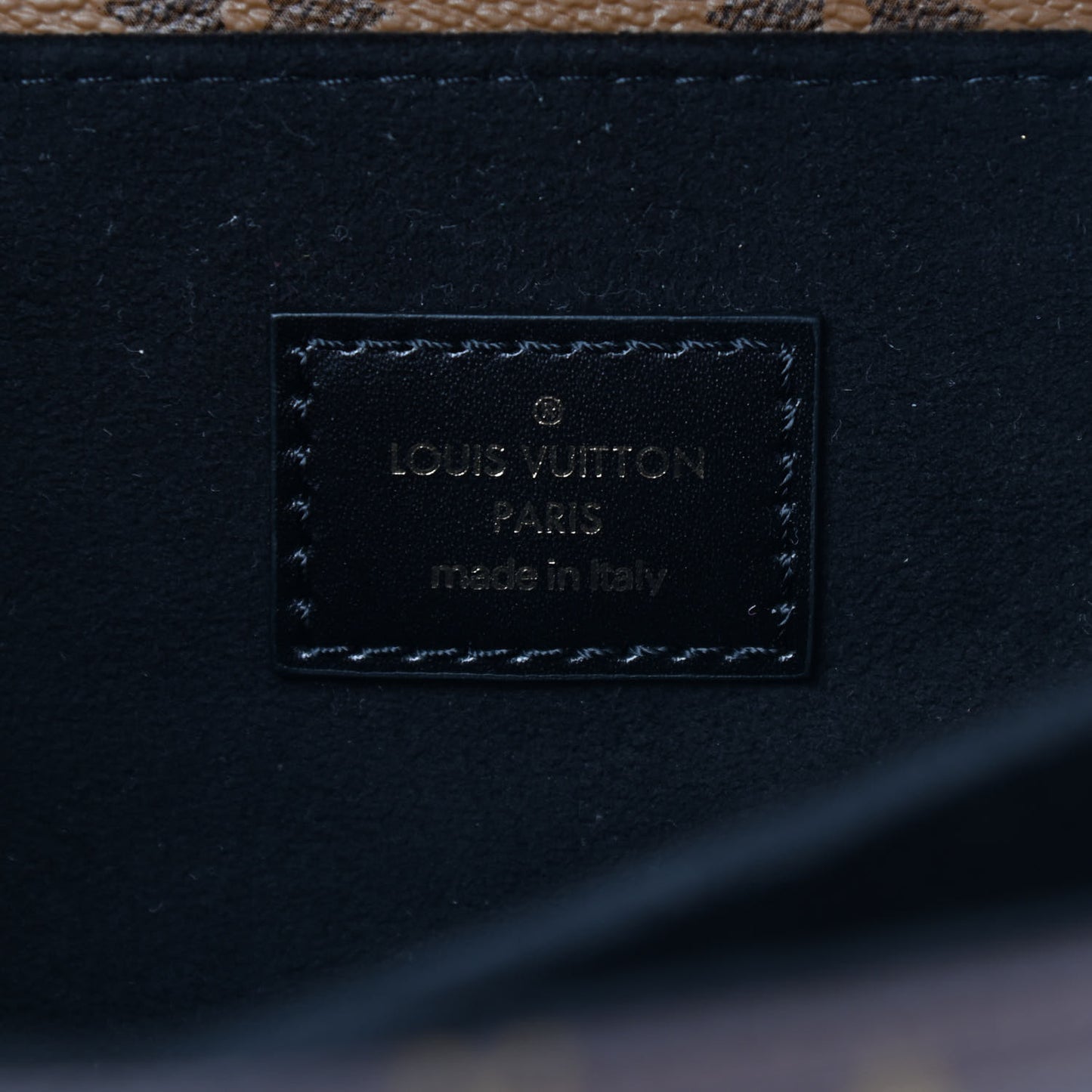 Reverse Monogram Pochette Metis