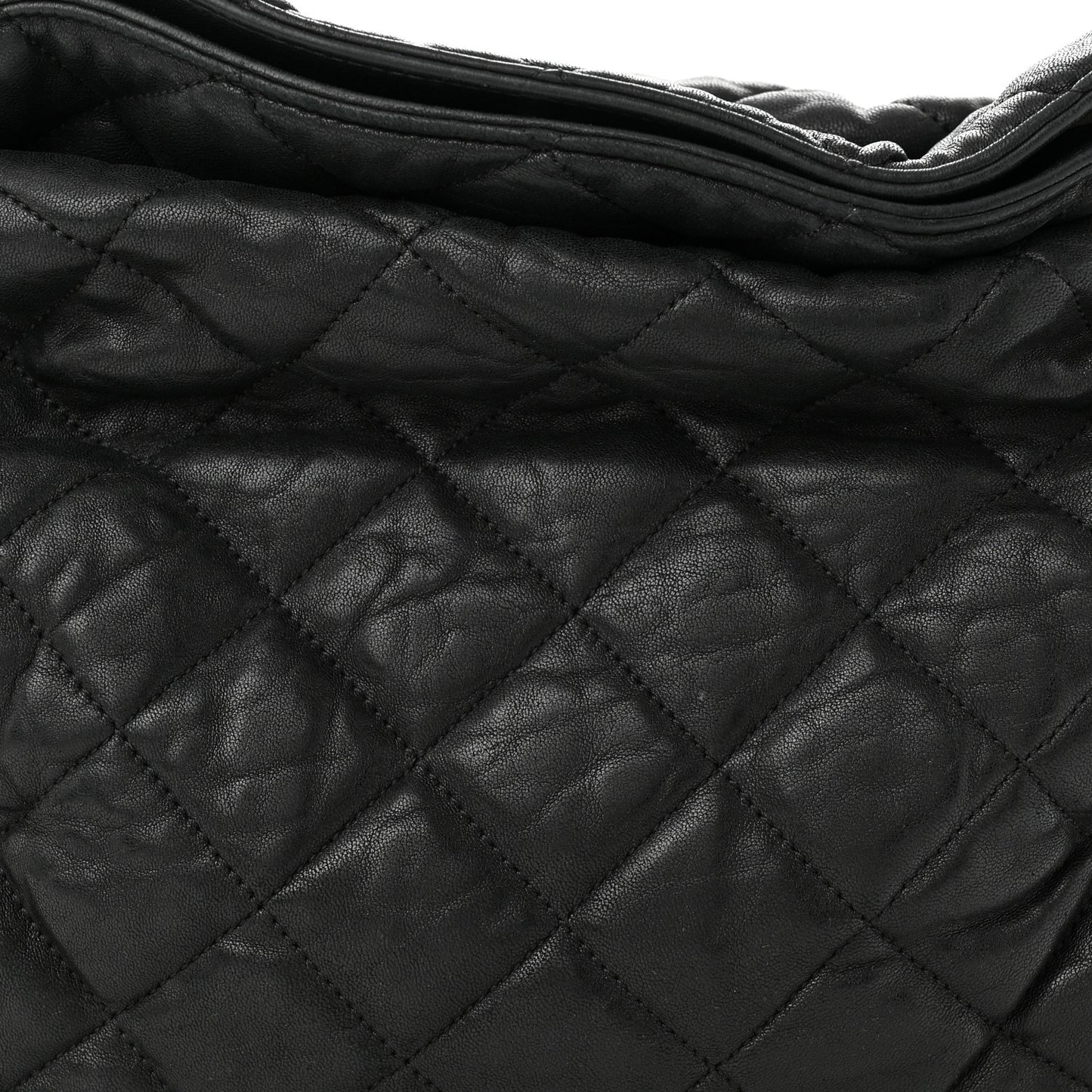 Washed Lambskin Chain Around Hobo Black