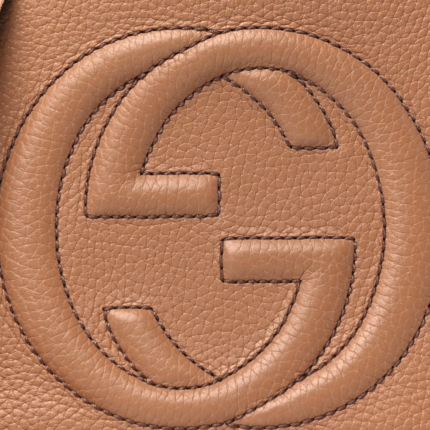 Pebbled Calfskin Small Soho Disco Bag Camelia