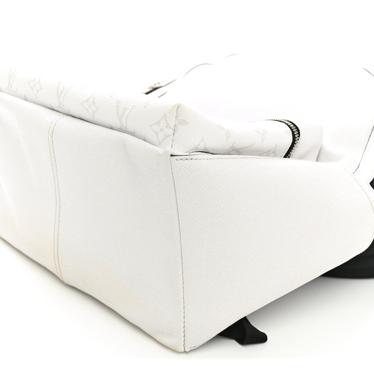 Louis Vuitton Taiga Monogram Discovery Backpack PM White 8 of 8