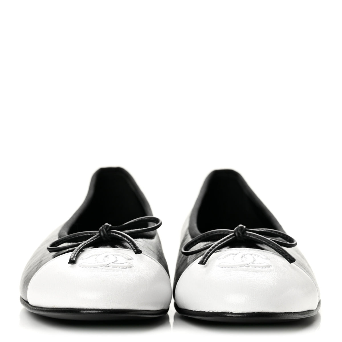 Chanel Crumpled Shiny Lambskin CC Cap Toe Ballerina Flats 39 Black White 3 of 10