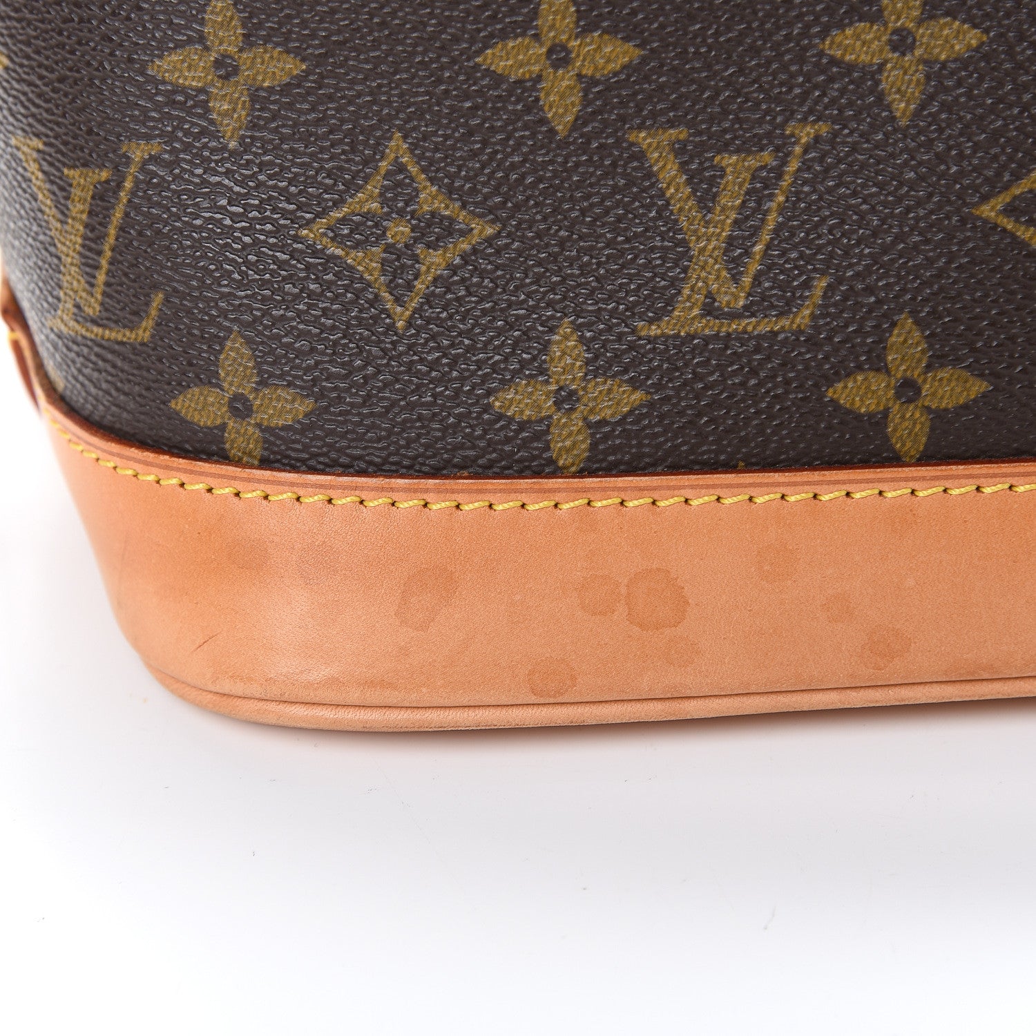 Louis Vuitton Monogram Alma PM 13 of 15
