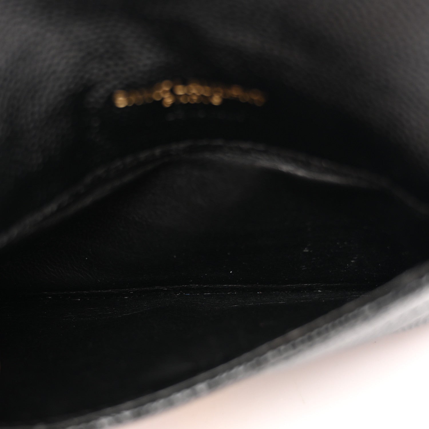 Saint Laurent Grain De Poudre Matelasse Chevron Monogram Compact Wallet Black 6 of 7