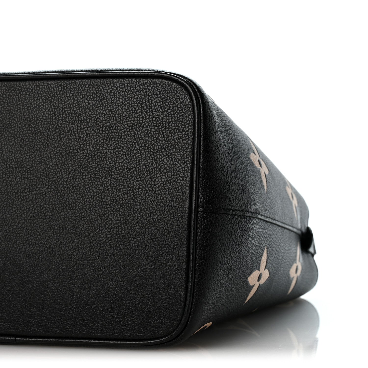 Louis Vuitton Empreinte Monogram Giant Neonoe MM Black Beige 9 of 12