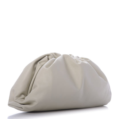 Bottega Veneta Smooth Butter Calf The Pouch Oversized Clutch Plaster 2 of 8