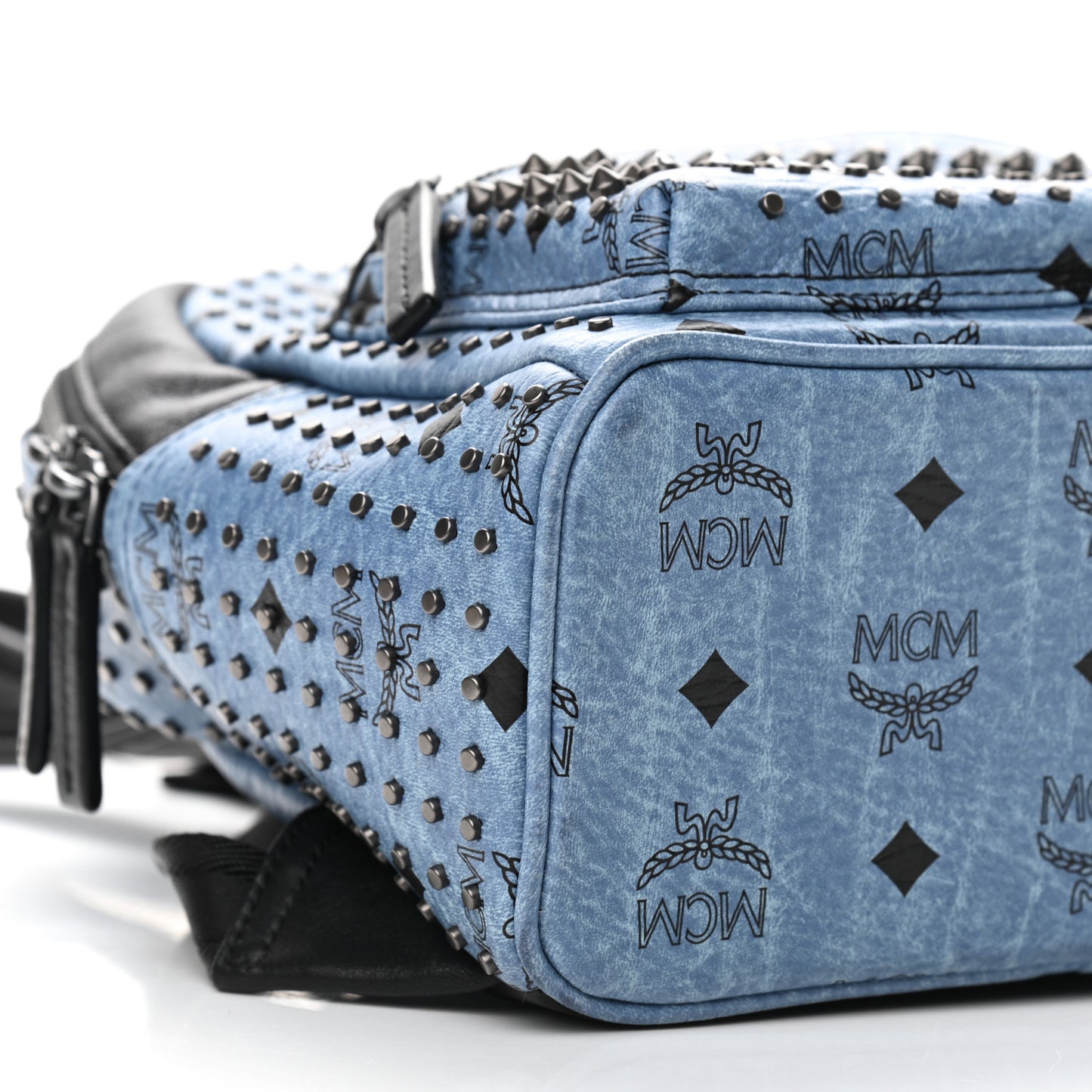 Visetos Studded Medium Stark Backpack Blue