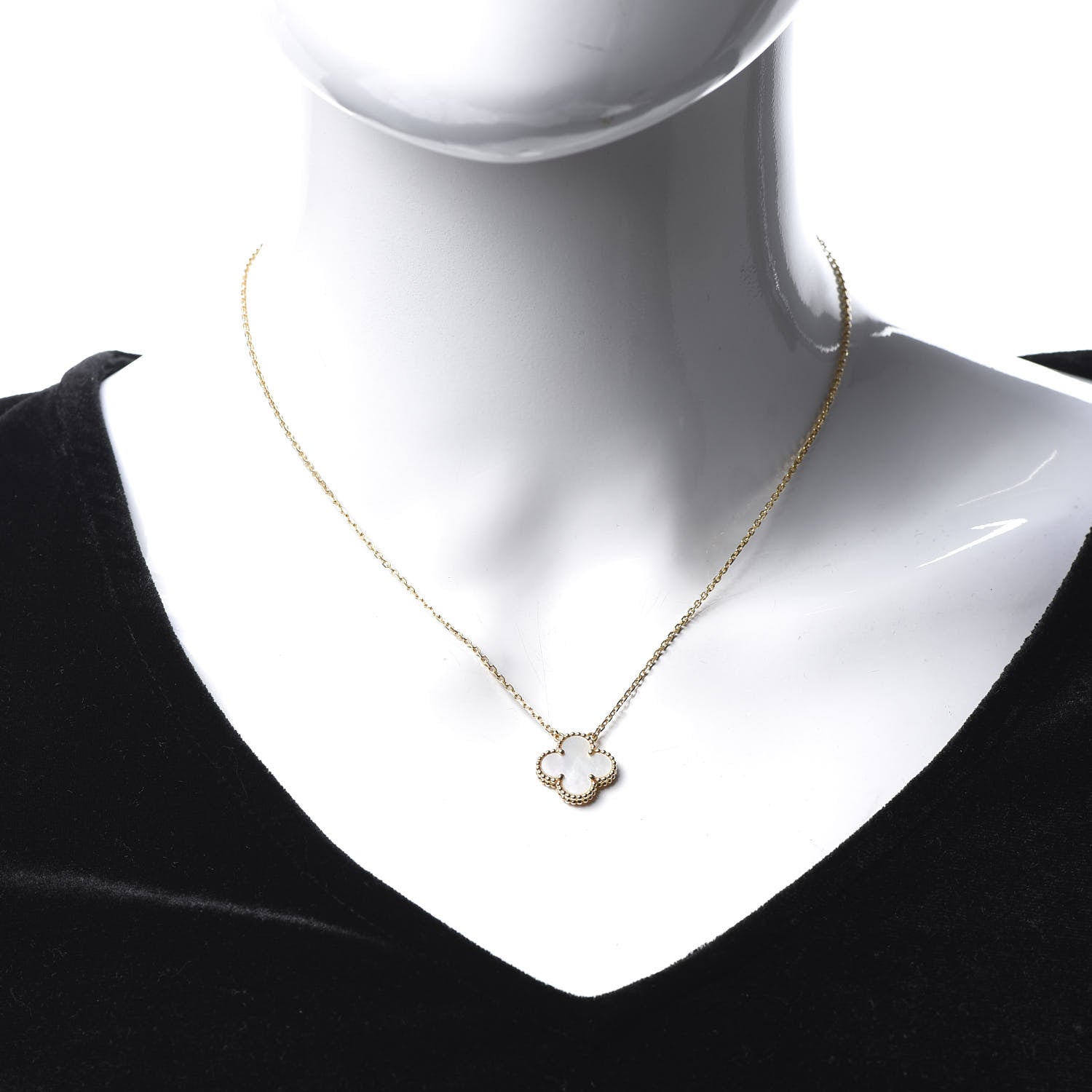 Van Cleef & Arpels 18K Yellow Gold Mother of Pearl Vintage Alhambra Pendant Necklace 2 of 8