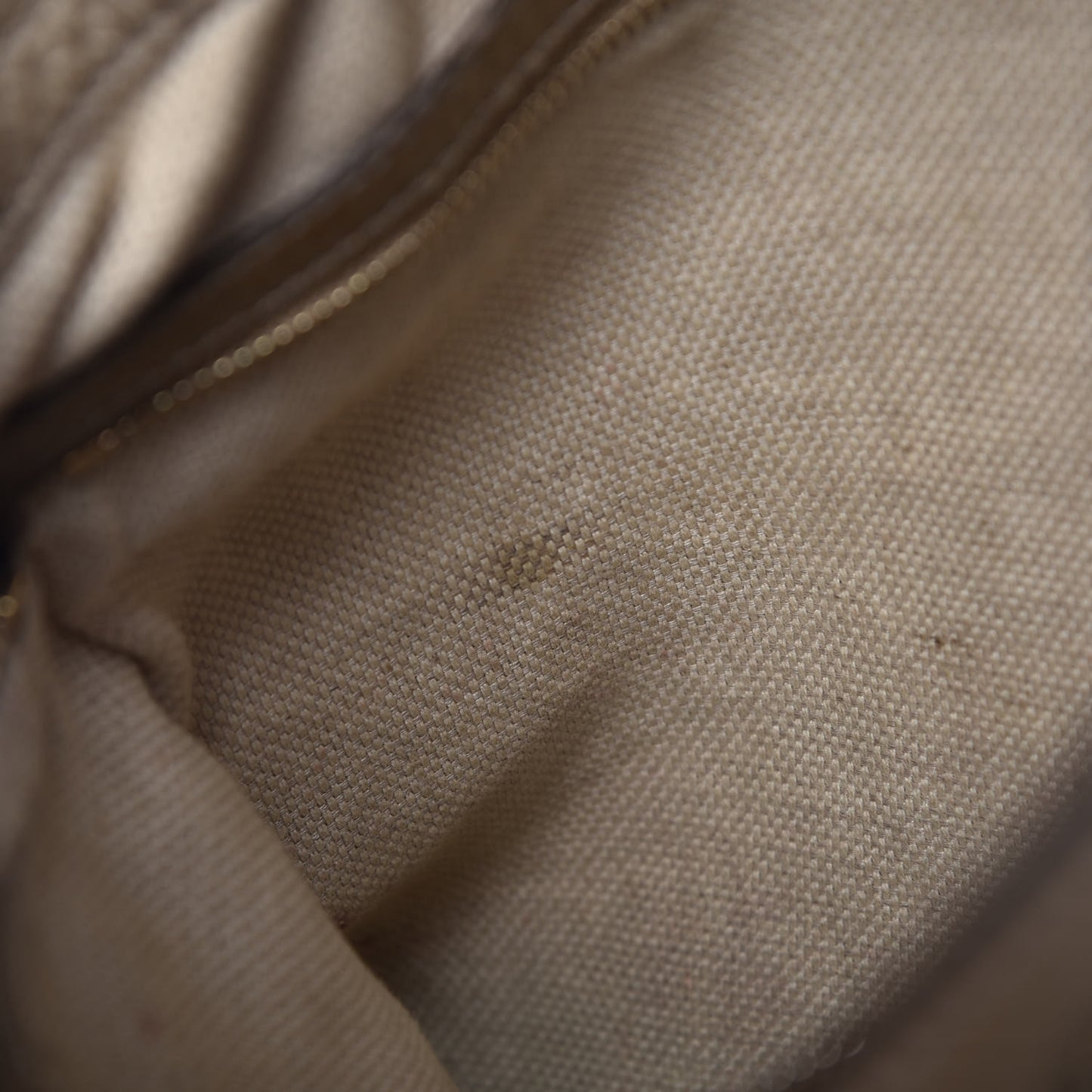 Metallic Pebbled Calfskin Medium Soho Chain Shoulder Bag Golden Beige