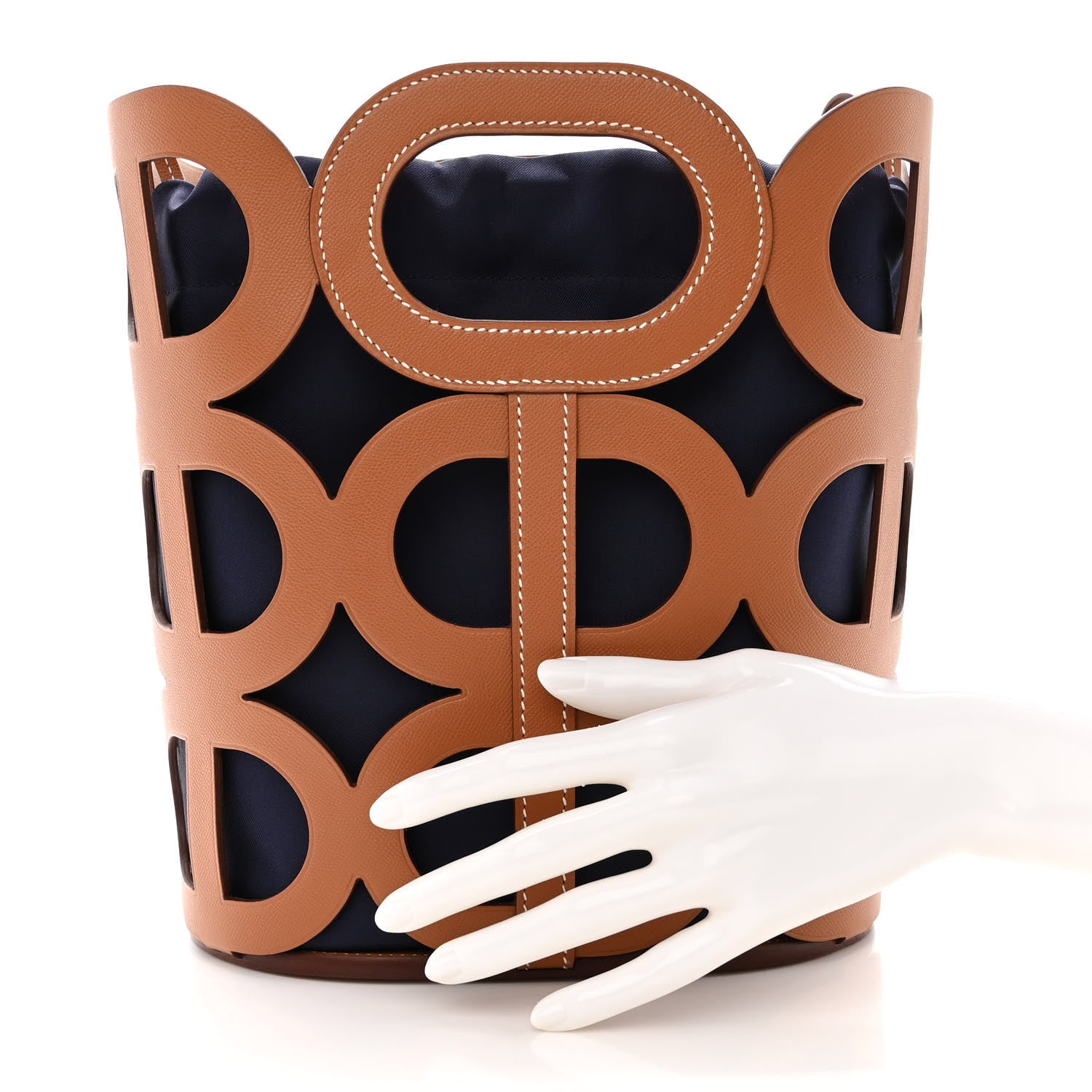 Hermes Madame Calfskin Chaine d'Ancre Tote Gold 2 of 11
