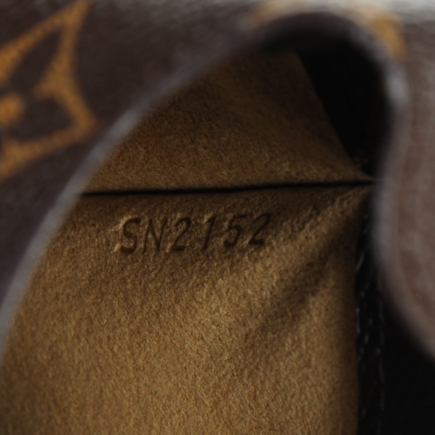 Louis Vuitton Monogram Sunglasses Case MM 5 of 5