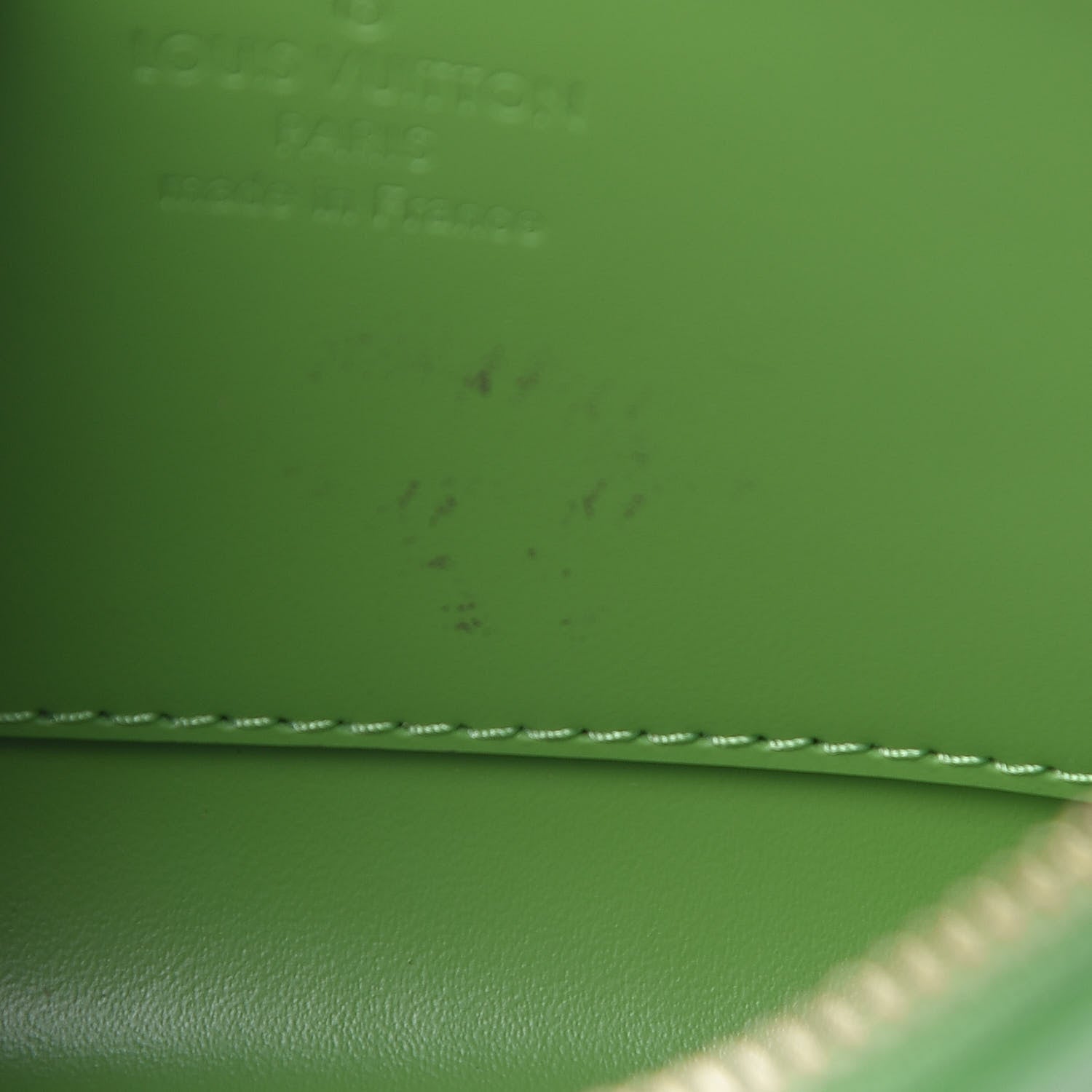 Louis Vuitton Vernis Trousse Cosmetic Pouch Vert Tonic 7 of 11