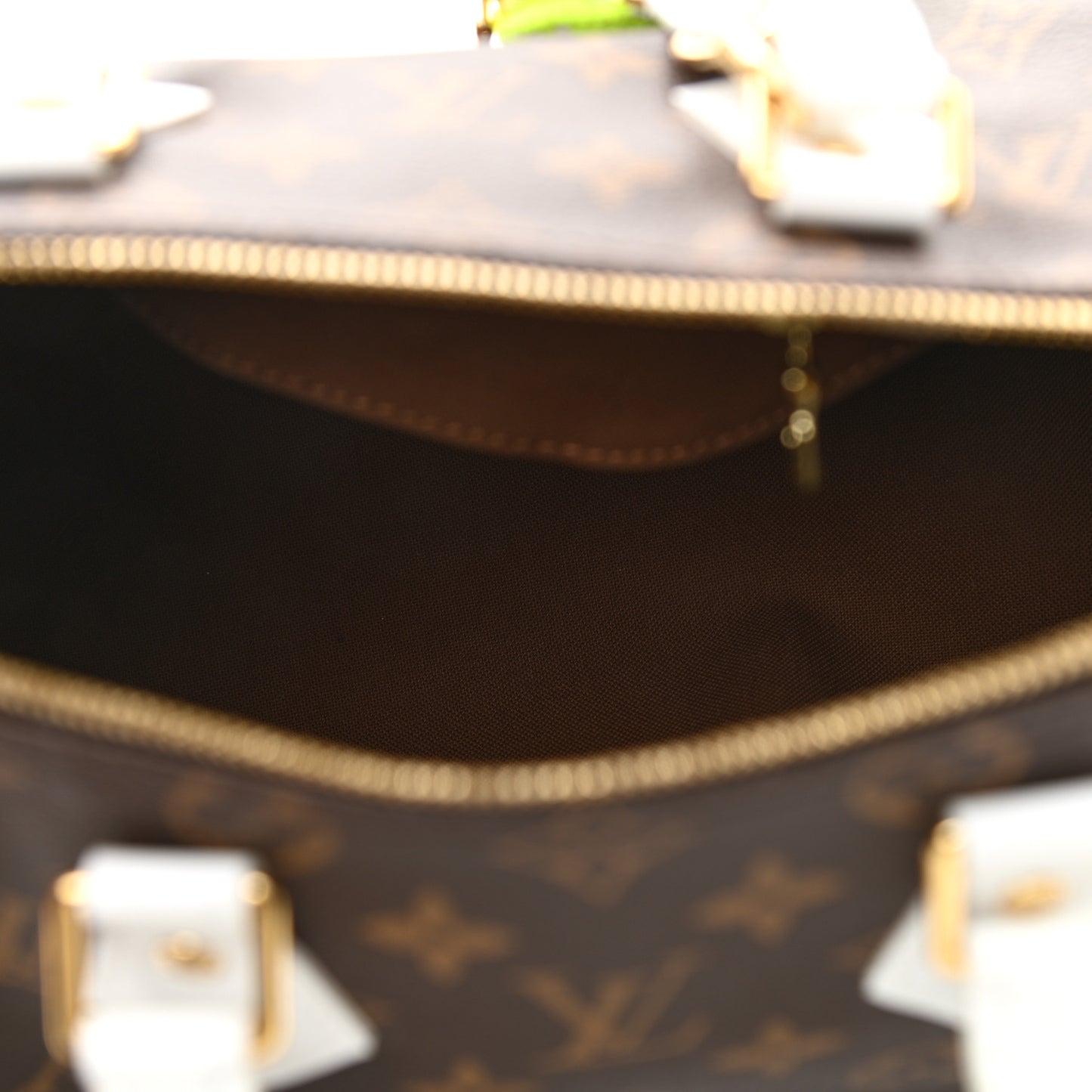 Monogram LV Match Speedy Bandouliere 25 White