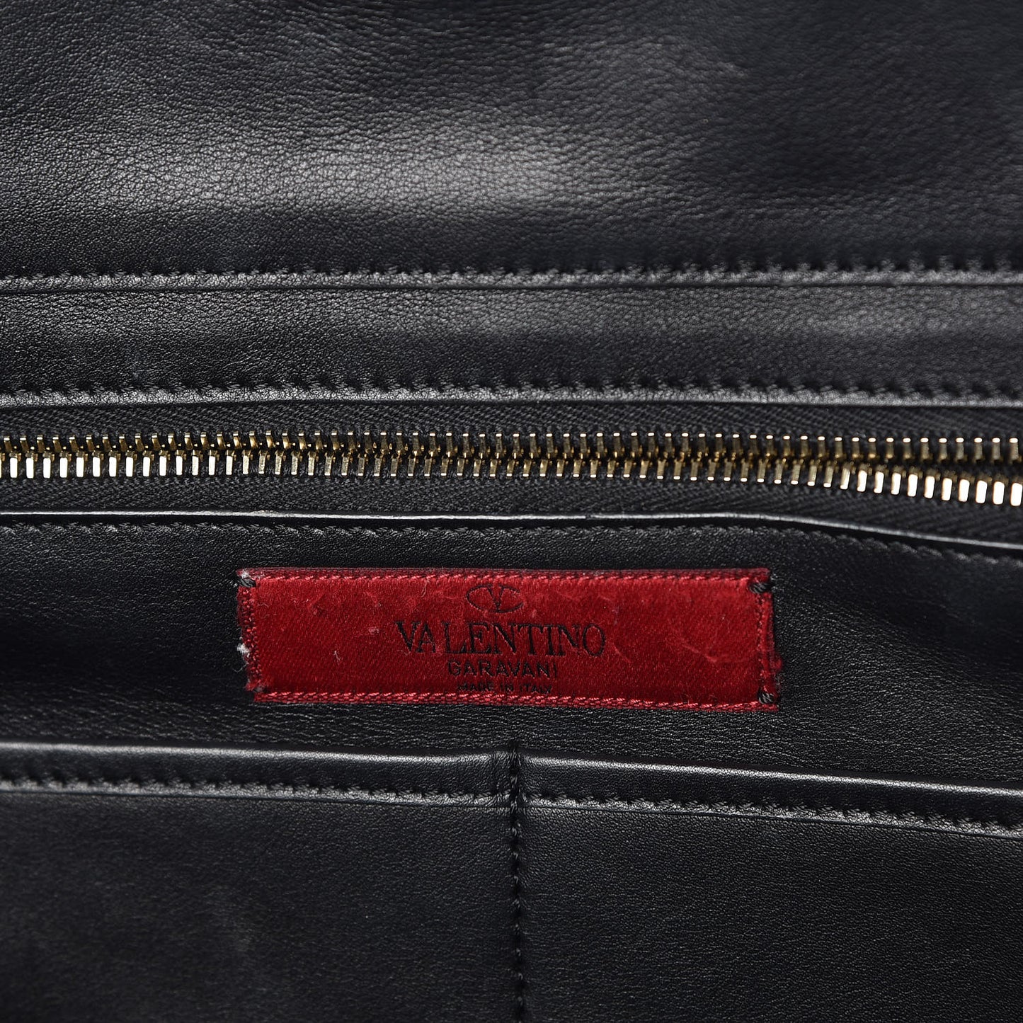 Vitello Medium Rockstud Tote Black