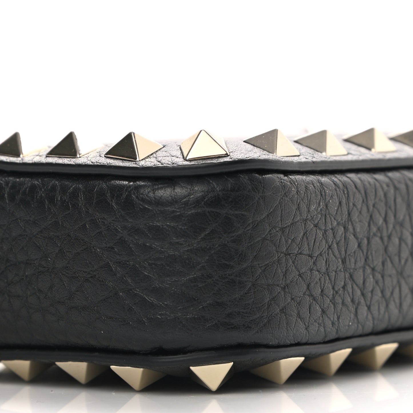Pebbled Calfskin Rockstud Chain Pouch Shoulder Bag Black