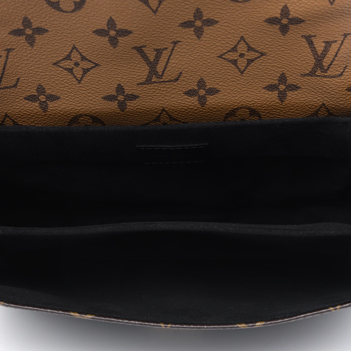 Reverse Monogram Pochette Metis