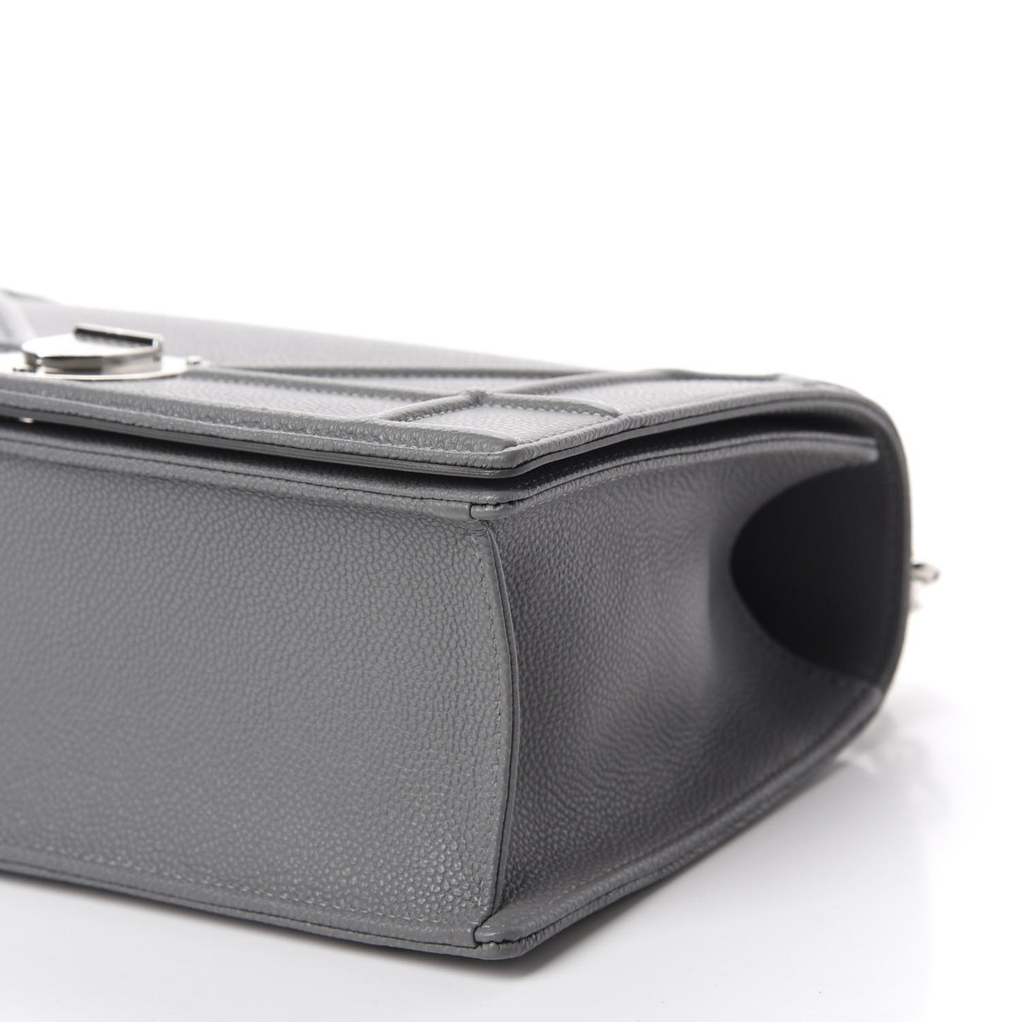 Grained Calfskin Medium Diorama Flap Bag Gris