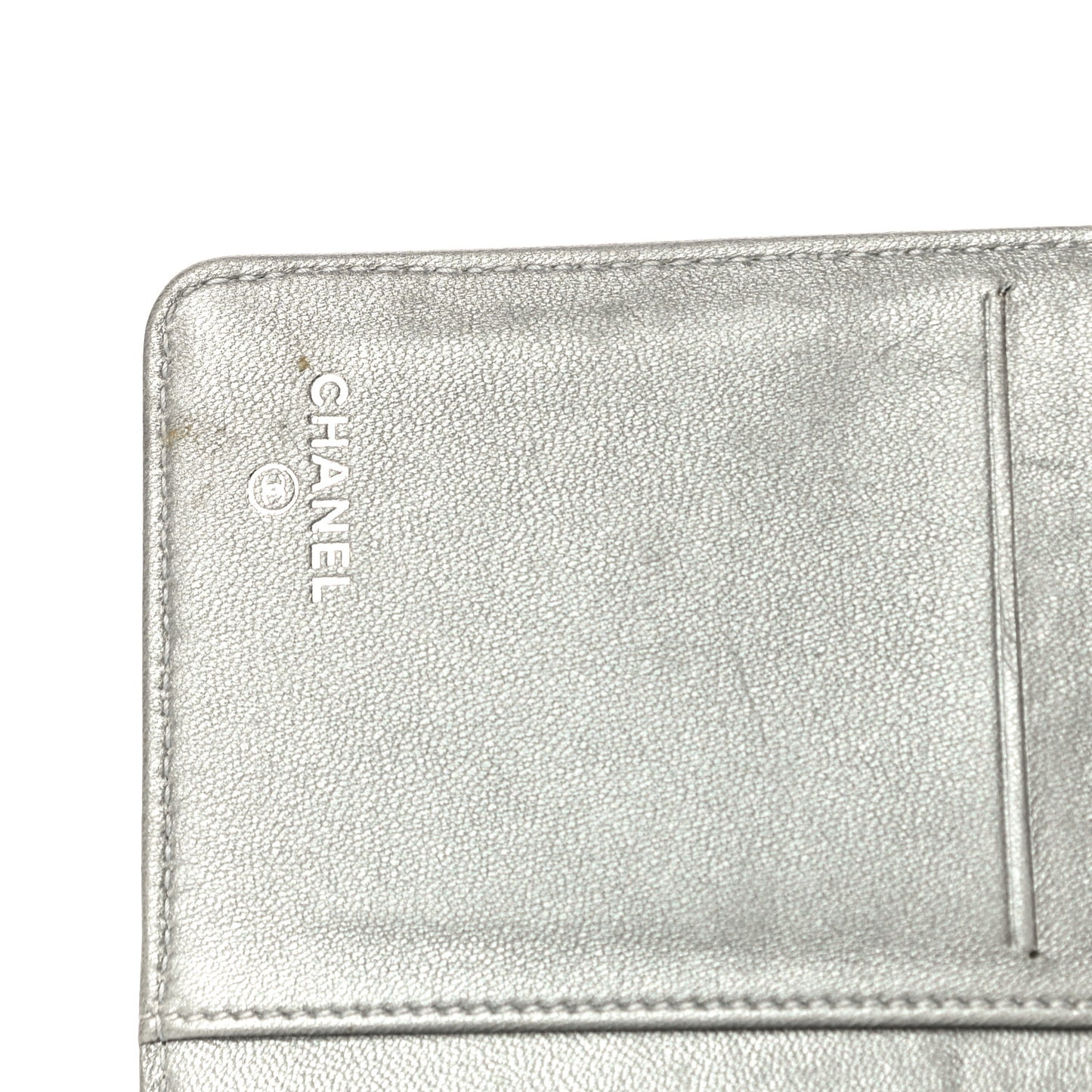 Lambskin Camellia Embossed Zipped Pocket Wallet Black