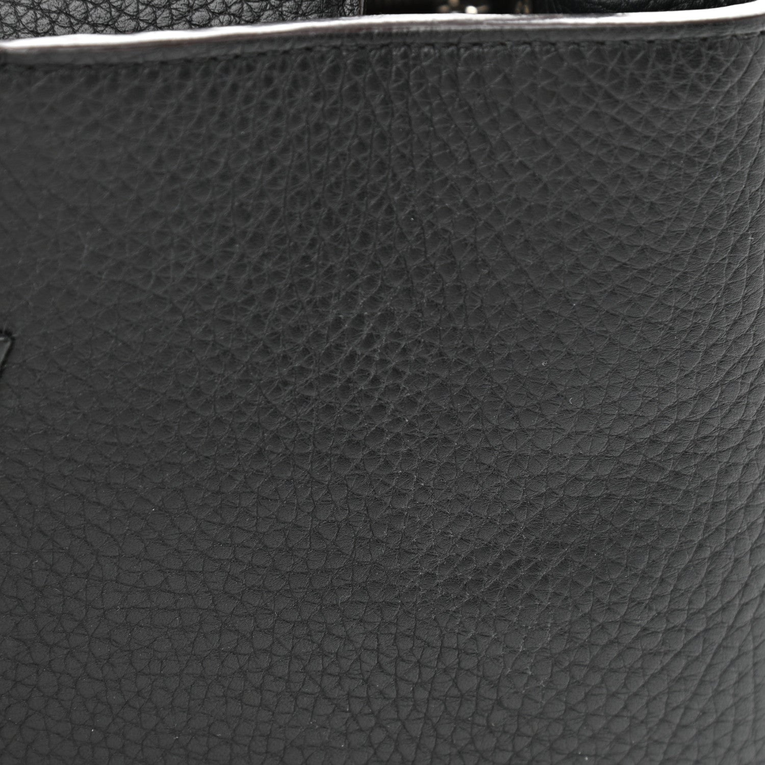 Louis Vuitton Taurillon Capucines PM Black 10 of 10