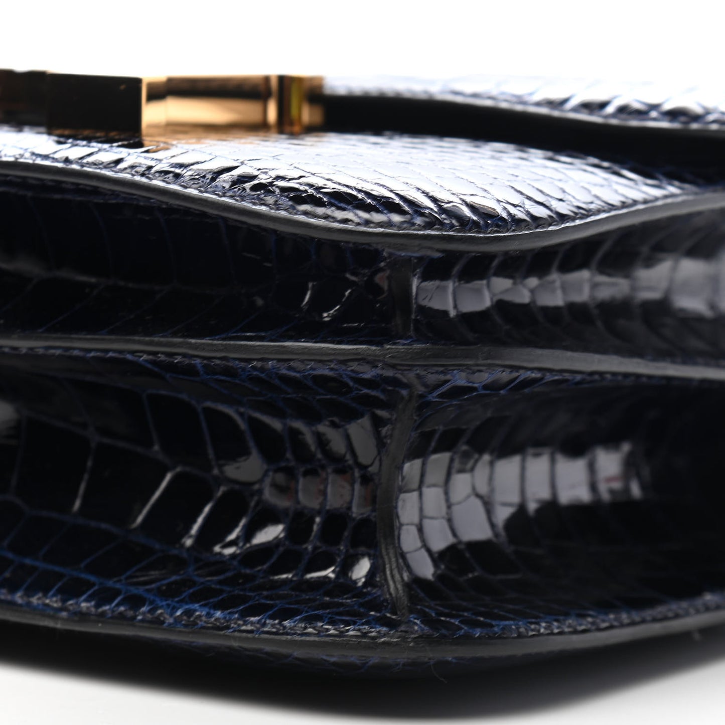 Shiny Alligator Constance 18 Bleu Saphir