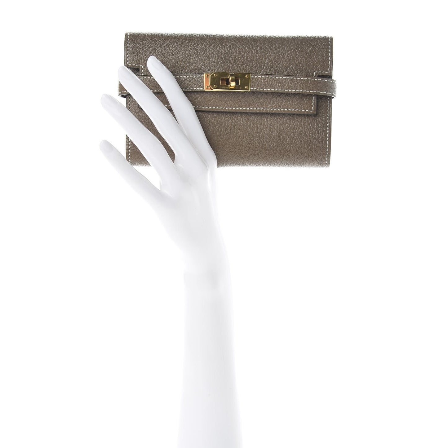 Chevre Mysore Medium Kelly Wallet Etoupe