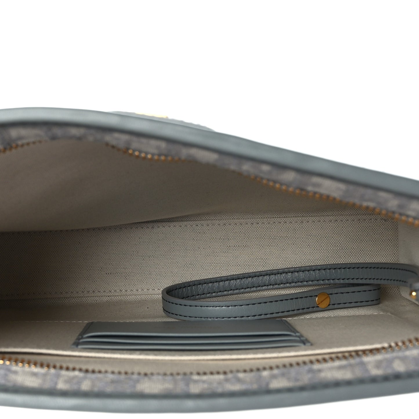 Oblique Medium 30 Montaigne Pouch Grey