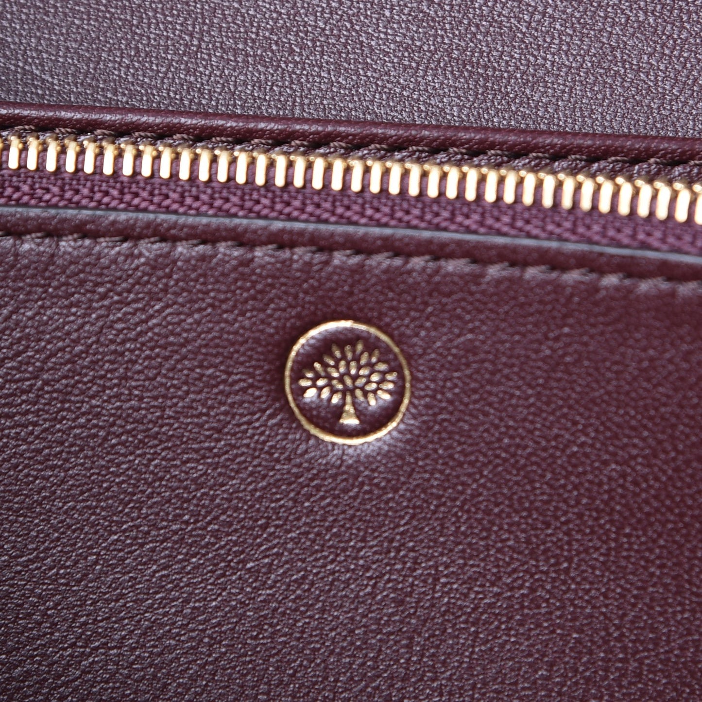 Natural Grain Calfskin Continental Wallet Oxblood