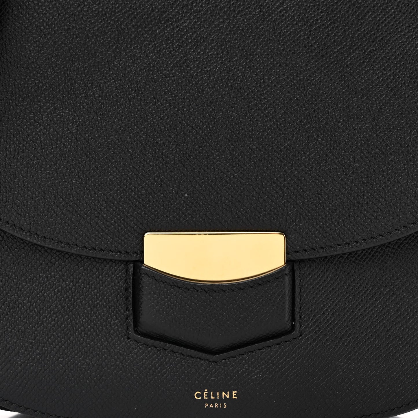 Grained Calfskin Medium Trotteur Black