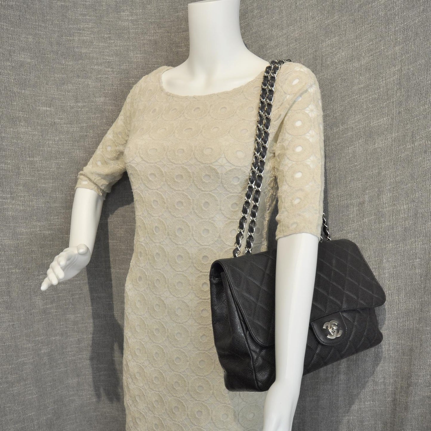 Caviar Jumbo Flap Black SHW