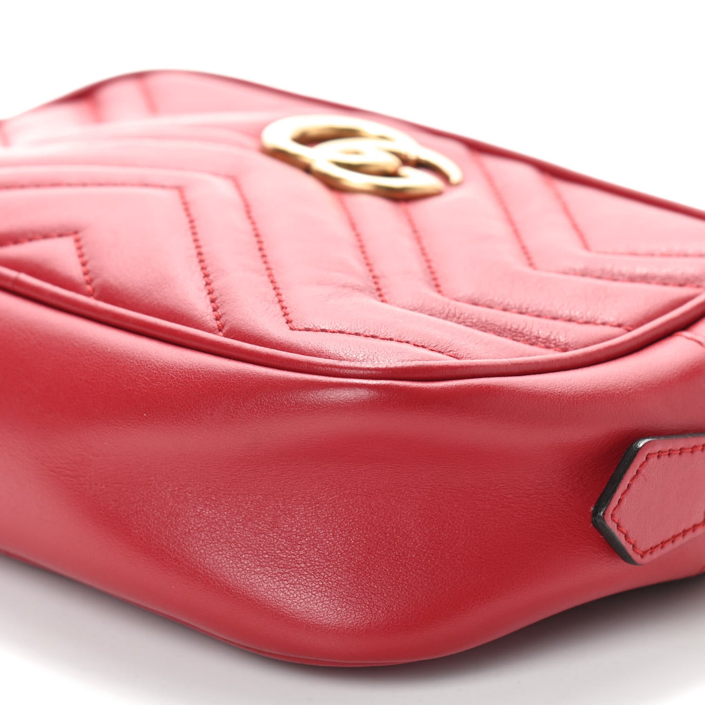 Calfskin Matelasse Mini GG Marmont Chain Shoulder Bag Hibiscus Red