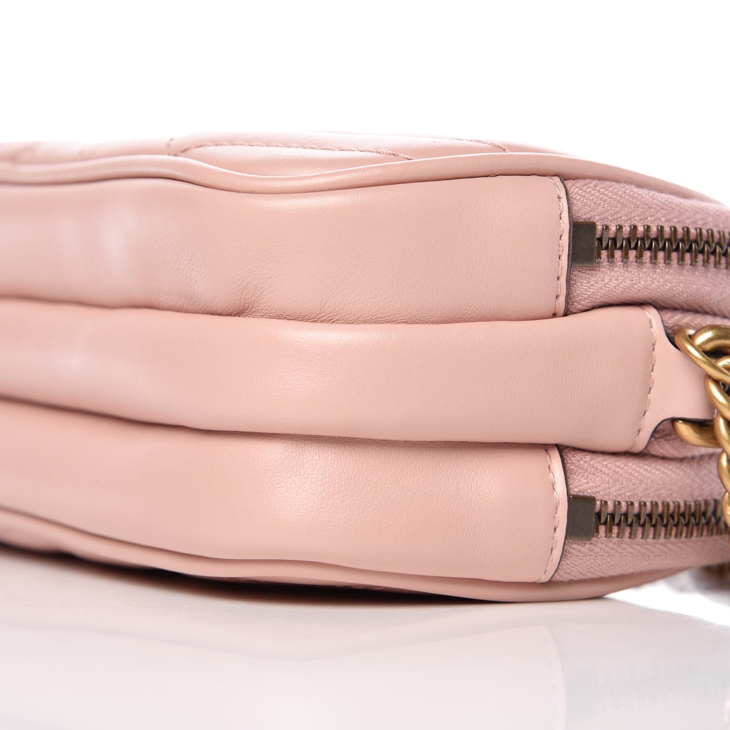 Calfskin Matelasse Mini GG Marmont Chain Crossbody Bag Perfect Pink