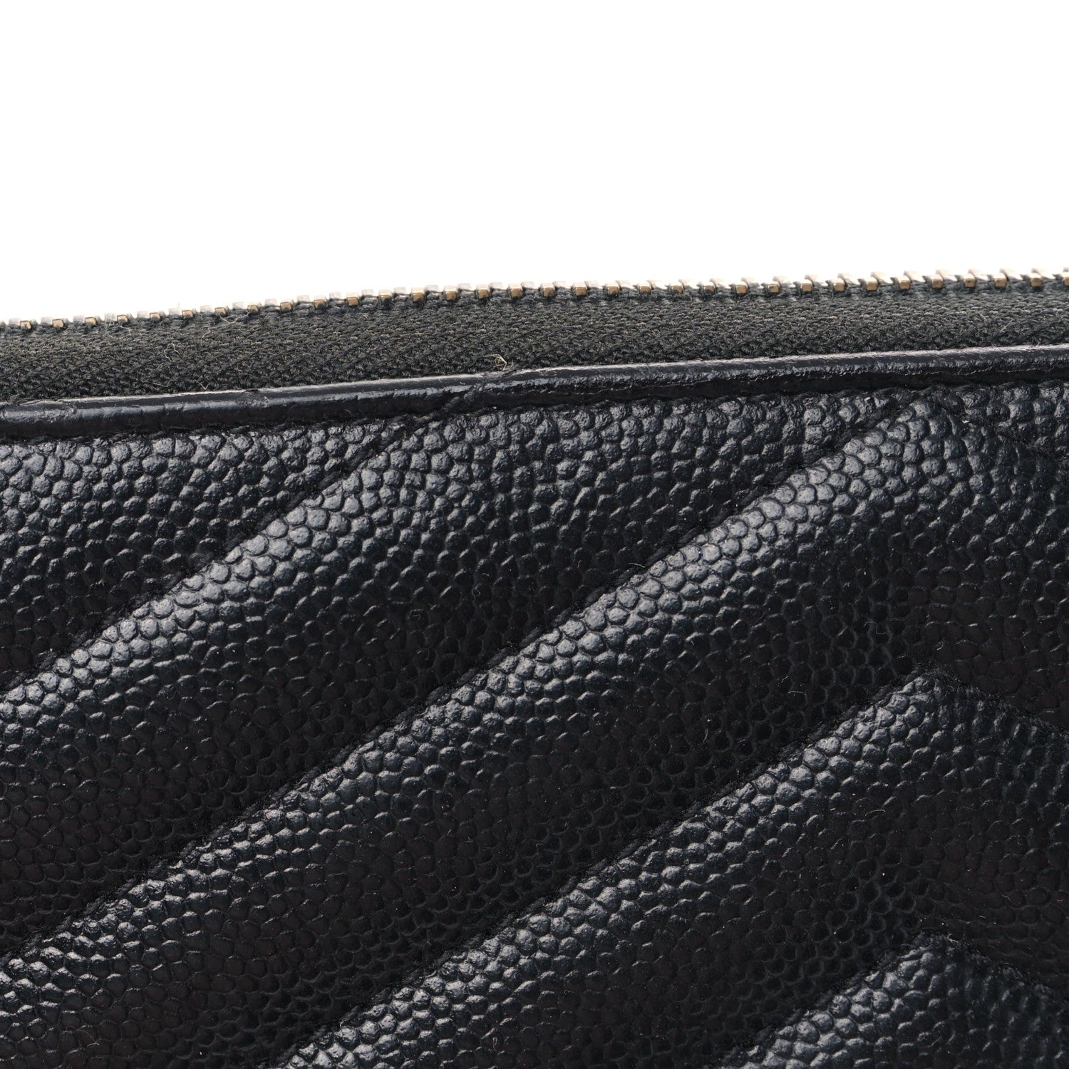 Saint Laurent Grain De Poudre Matelasse Chevron Monogram Monochrome Zip Around Wallet Black 9 of 9