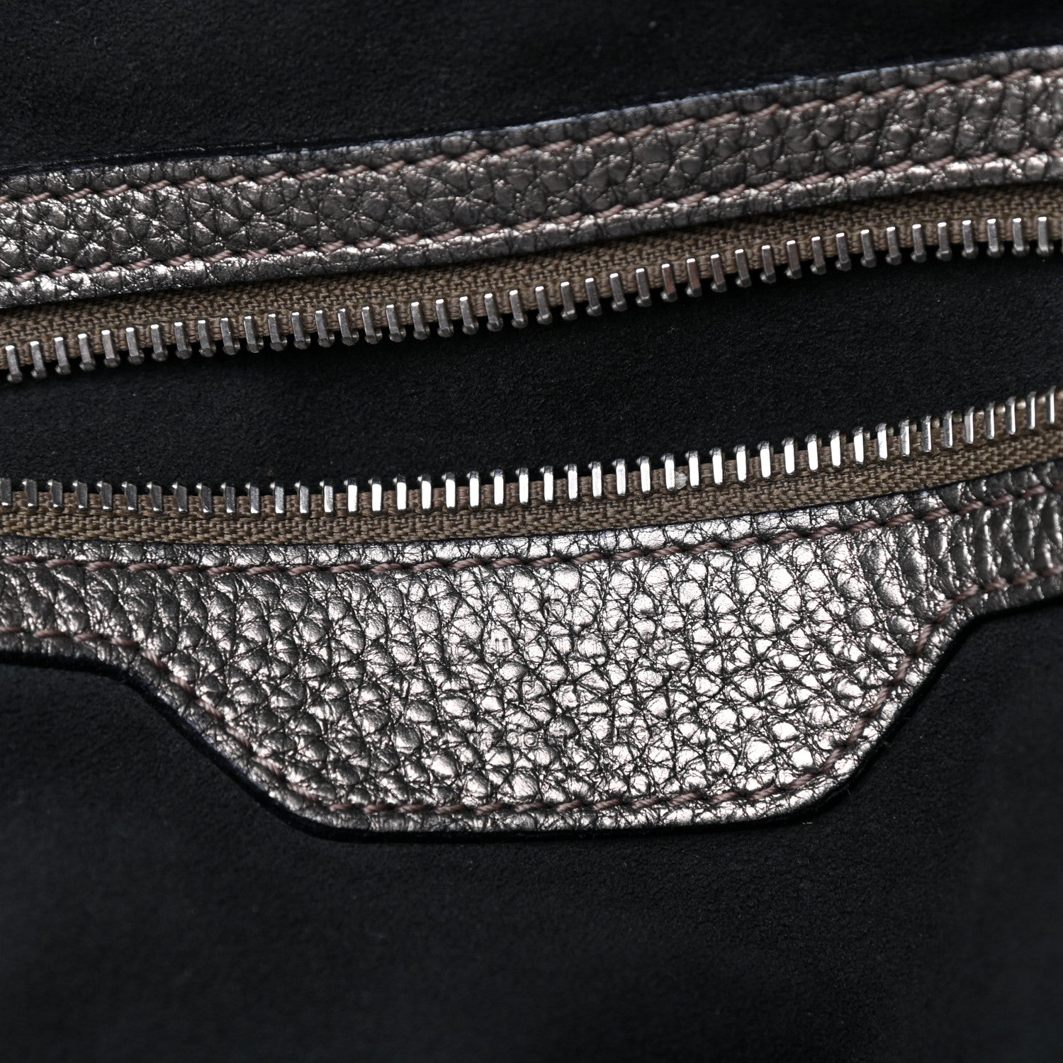 Louis Vuitton Mahina XL Bronze 6 of 9