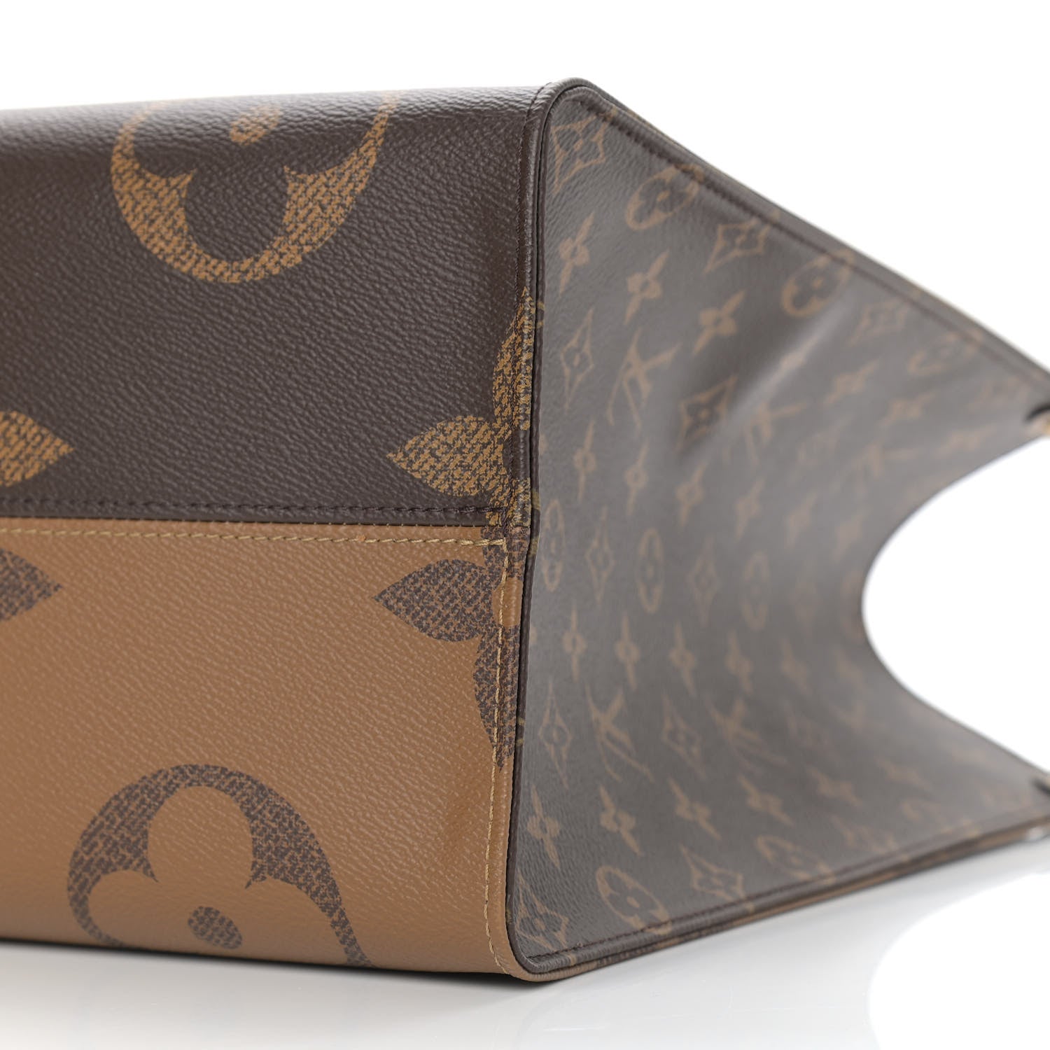 Louis Vuitton Reverse Monogram Giant Onthego GM 6 of 10