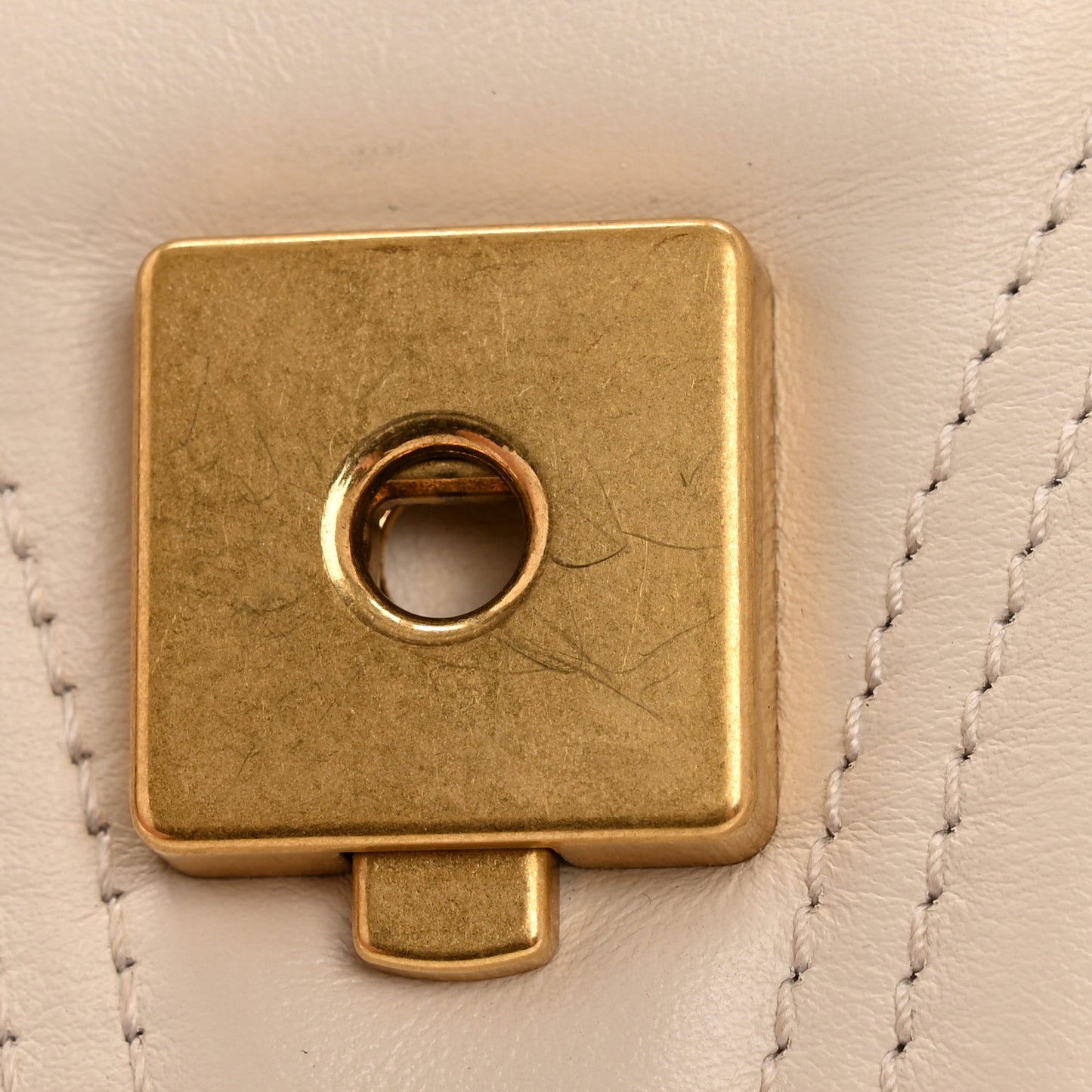 Calfskin Matelasse Small GG Marmont Shoulder Bag White
