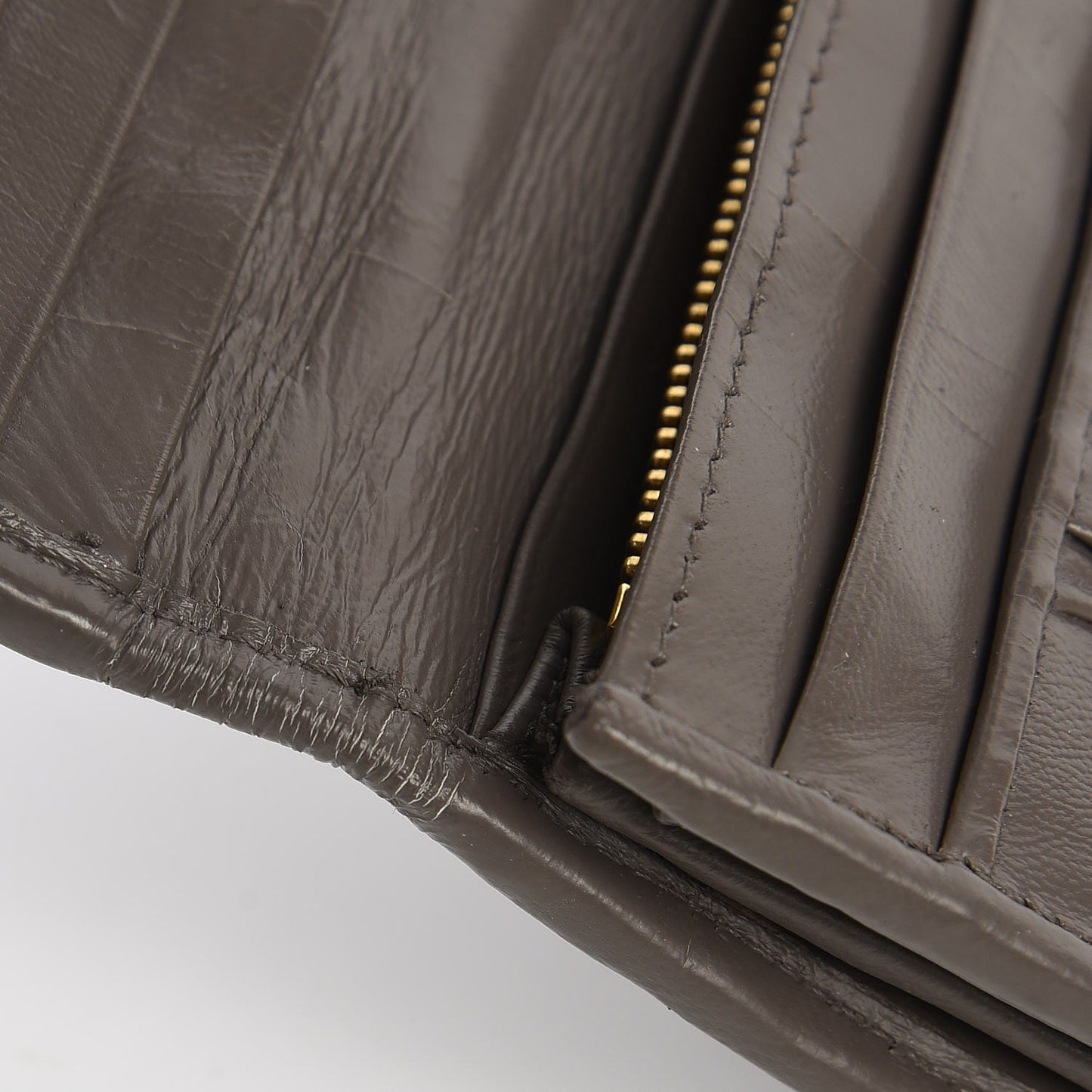 Nappa Gaufre Continental Wallet Argilla