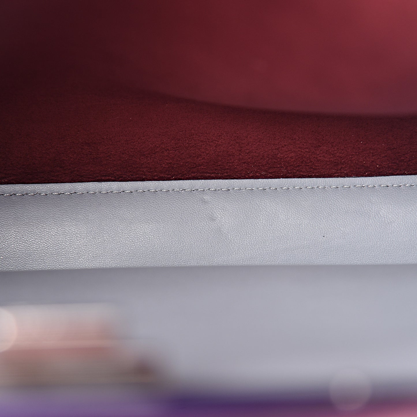 Vitello Seta Shiny Nappa Medium Peekaboo Iconic Satchel Ribes Azzurro Polvere