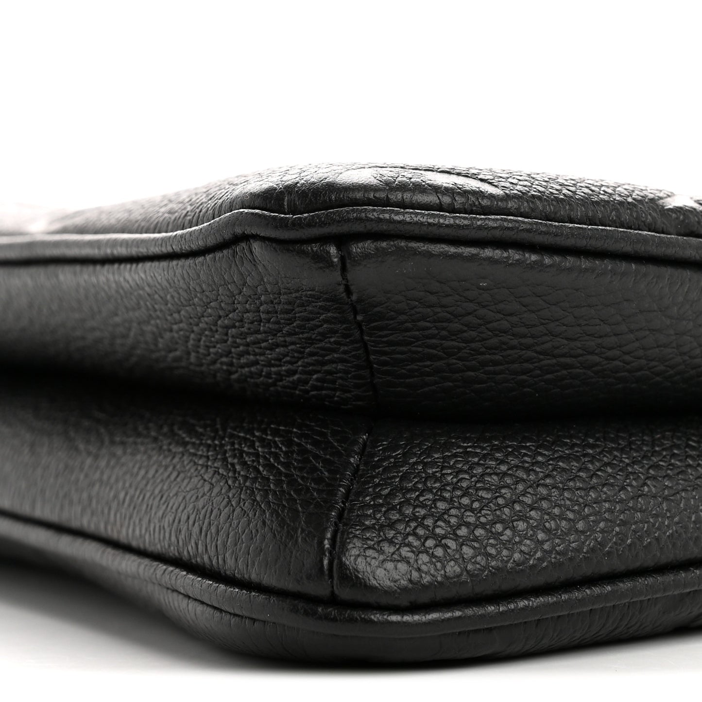 Empreinte Monogram Liv Pochette Black