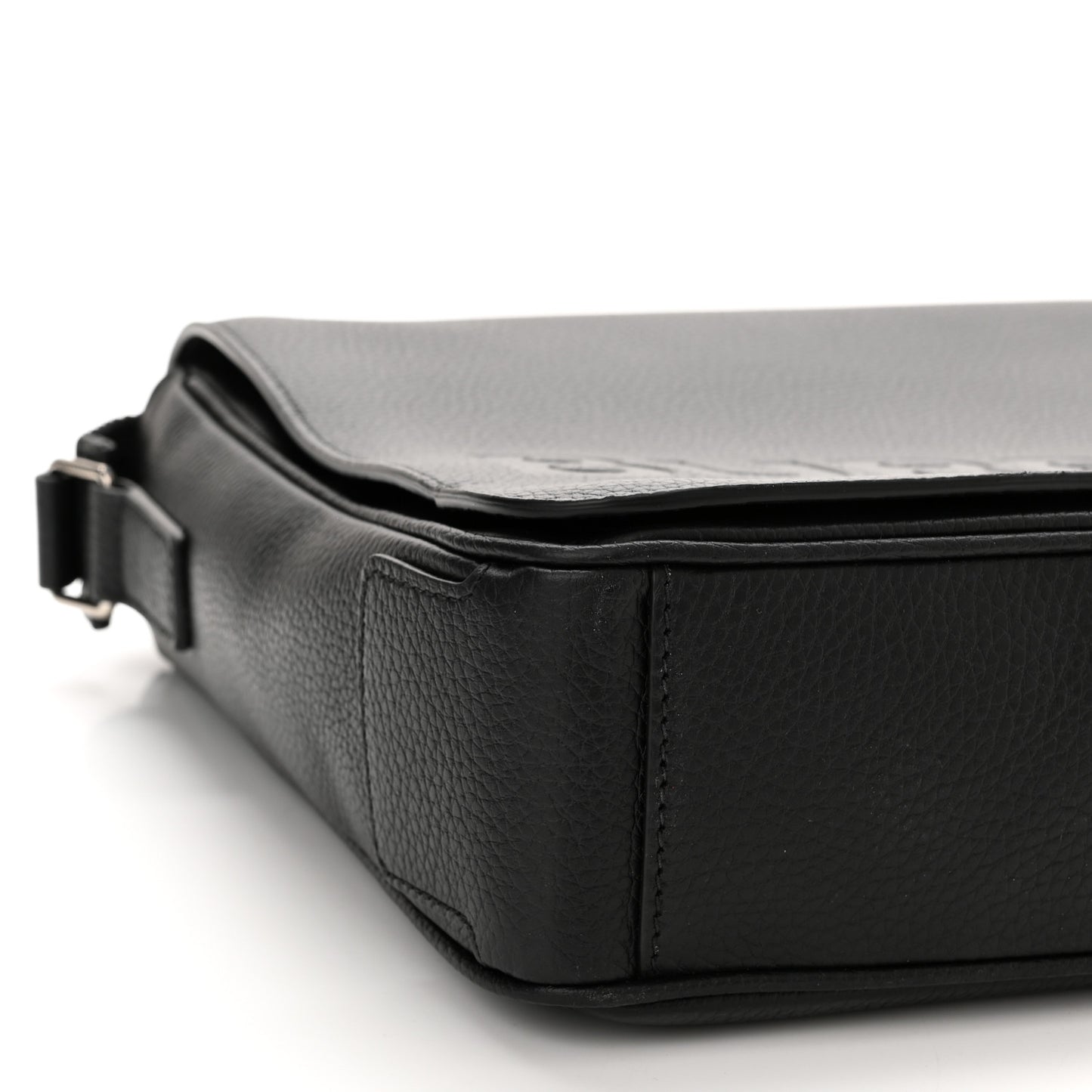 Grainy Calfskin Embossed Bruno Messenger Black