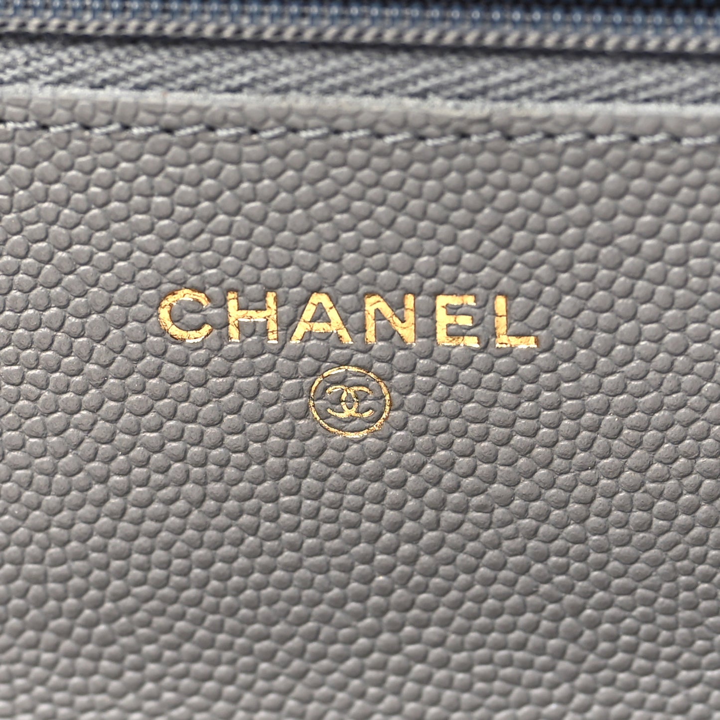 Caviar Quilted Wallet On Chain WOC Grey