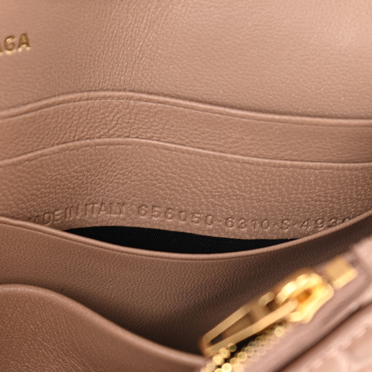 Balenciaga Shiny Calfskin Crocodile Embossed Hourglass Chain Bag Nude Beige 7 of 10