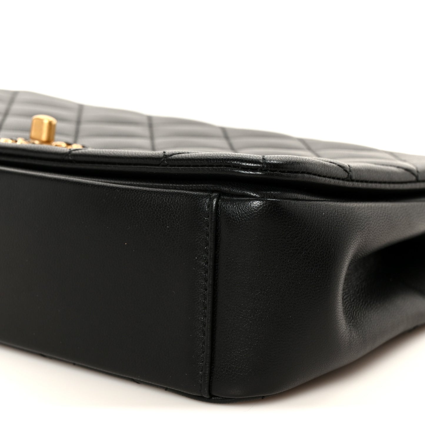 Lambskin Quilted Chain To Chain Flap Black Black