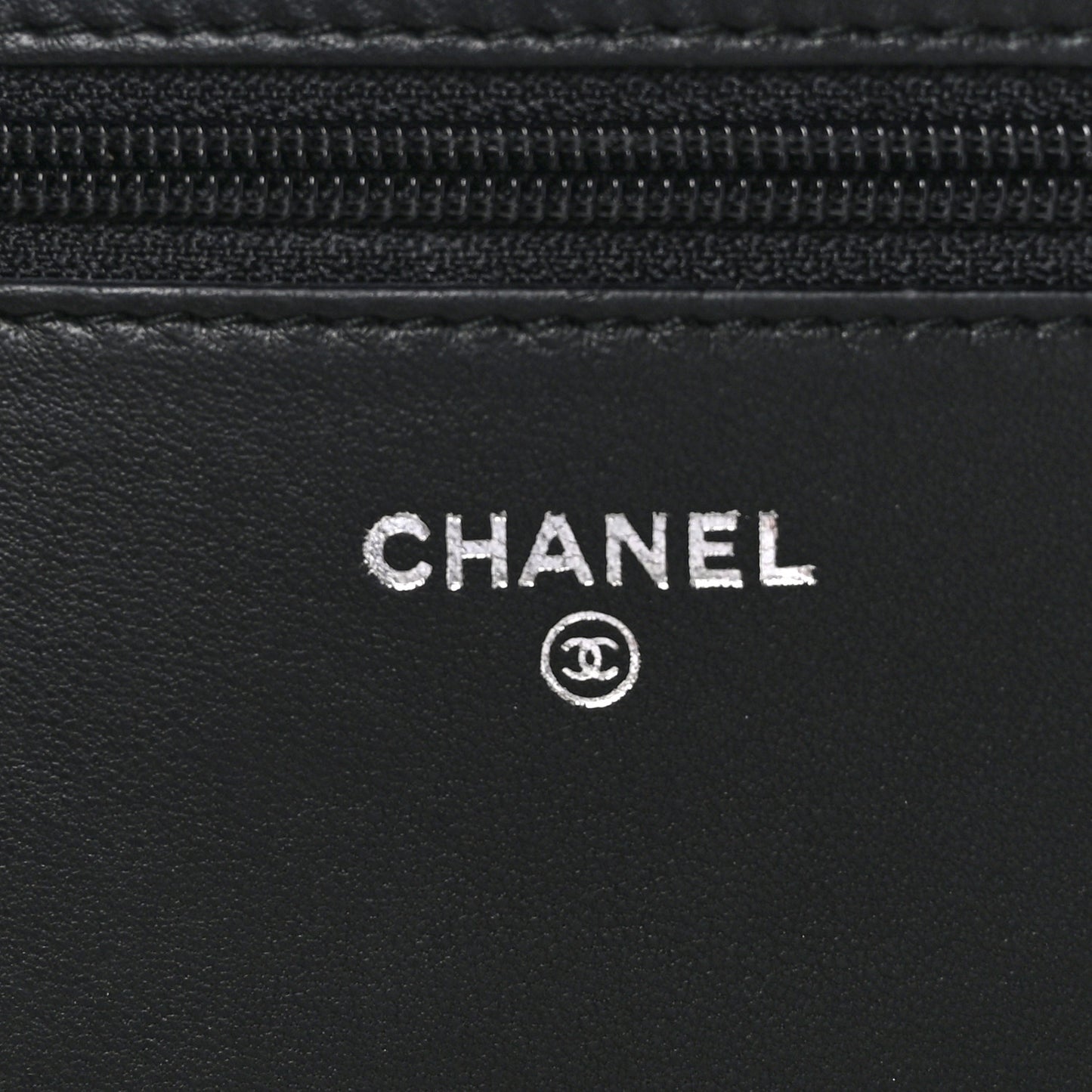 Lambskin Quilted Diamond CC Wallet On Chain WOC Black