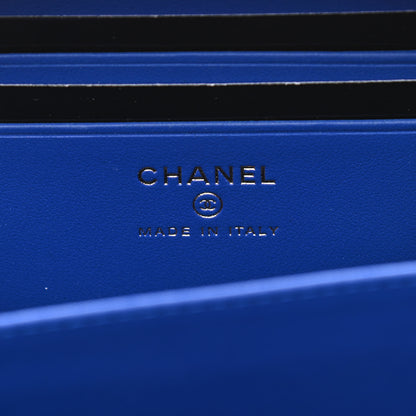 Chanel Caviar Quilted CC Filigree Vanity Clutch With Chain Blue White Red 6 of 11