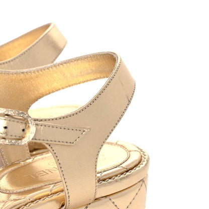 Chanel Laminated Lambskin Quilted CC Pearl Thong Sandals 38.5 Gold 9 of 10