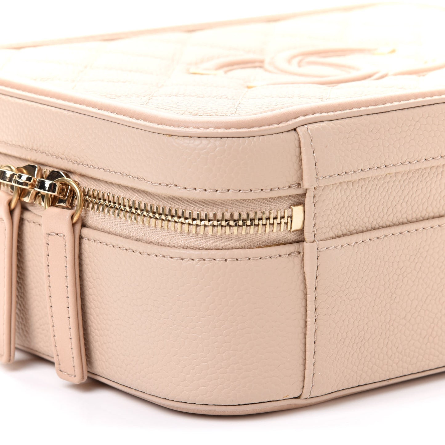 Caviar Quilted Medium CC Filigree Vanity Case Beige