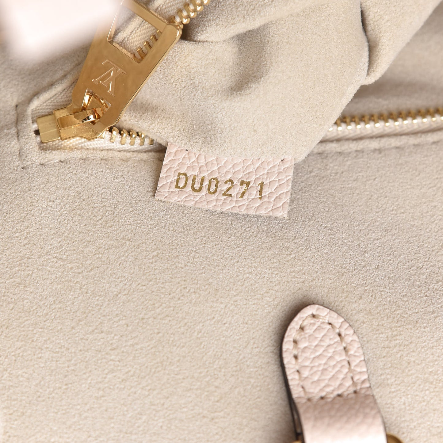 Empreinte Monogram Giant By The Pool Onthego MM Cream Saffron