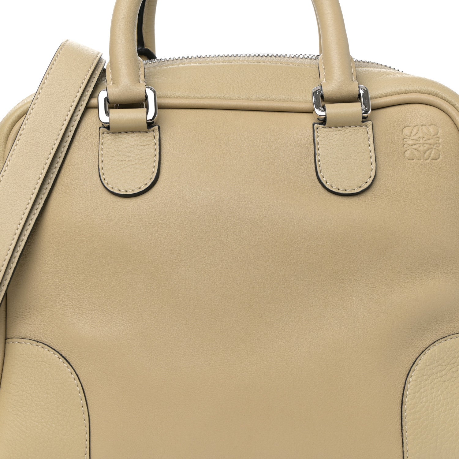 Loewe Calfskin Amazona Medium Sand 7 of 9