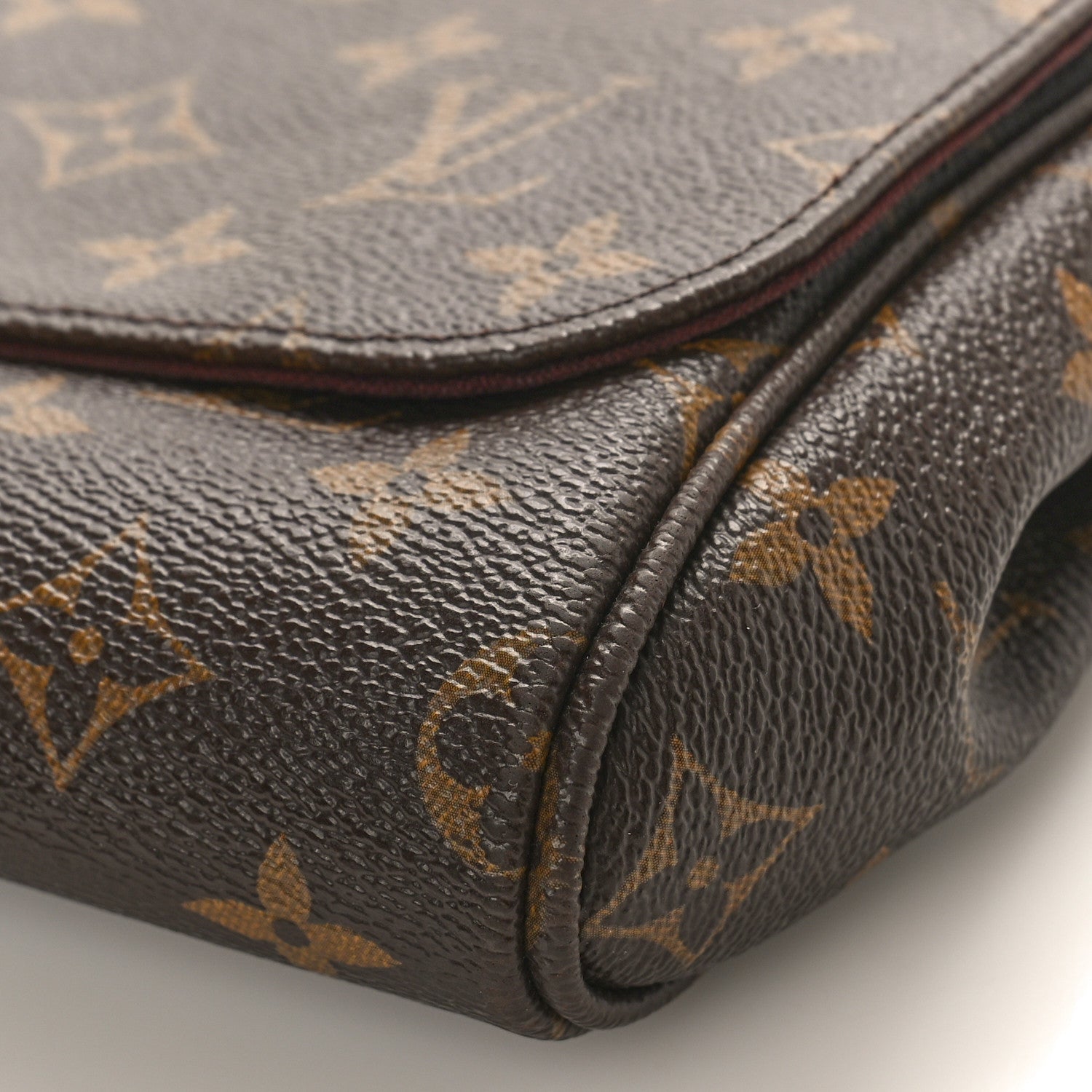 Louis Vuitton Monogram Favorite MM 8 of 10